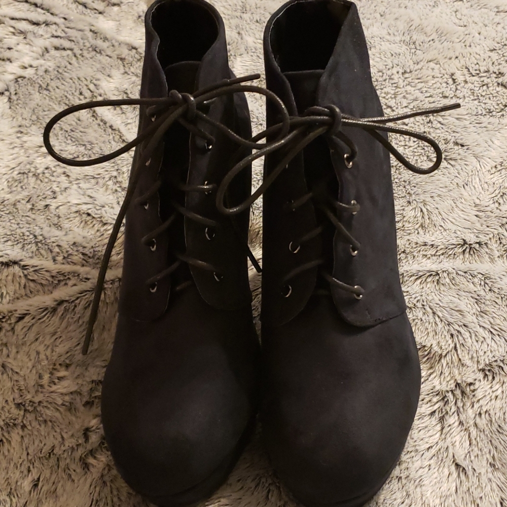 Platform Bootie Black Suede